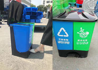 doubles poubelles en plastique vertes 40l/bleues de déchets réutilisant la disposition de carton avec la pédale