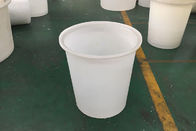 Nourriture cylindrique de polyéthylène tenant les réservoirs à couvercle serti de plastique avec la couverture pour le stockage et la préparation de bière
