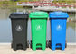 Les poubelles en plastique de déchets de pied de HDPE, les poubelles colorées de déchets avec la pédale ont actionné le couvercle 120L